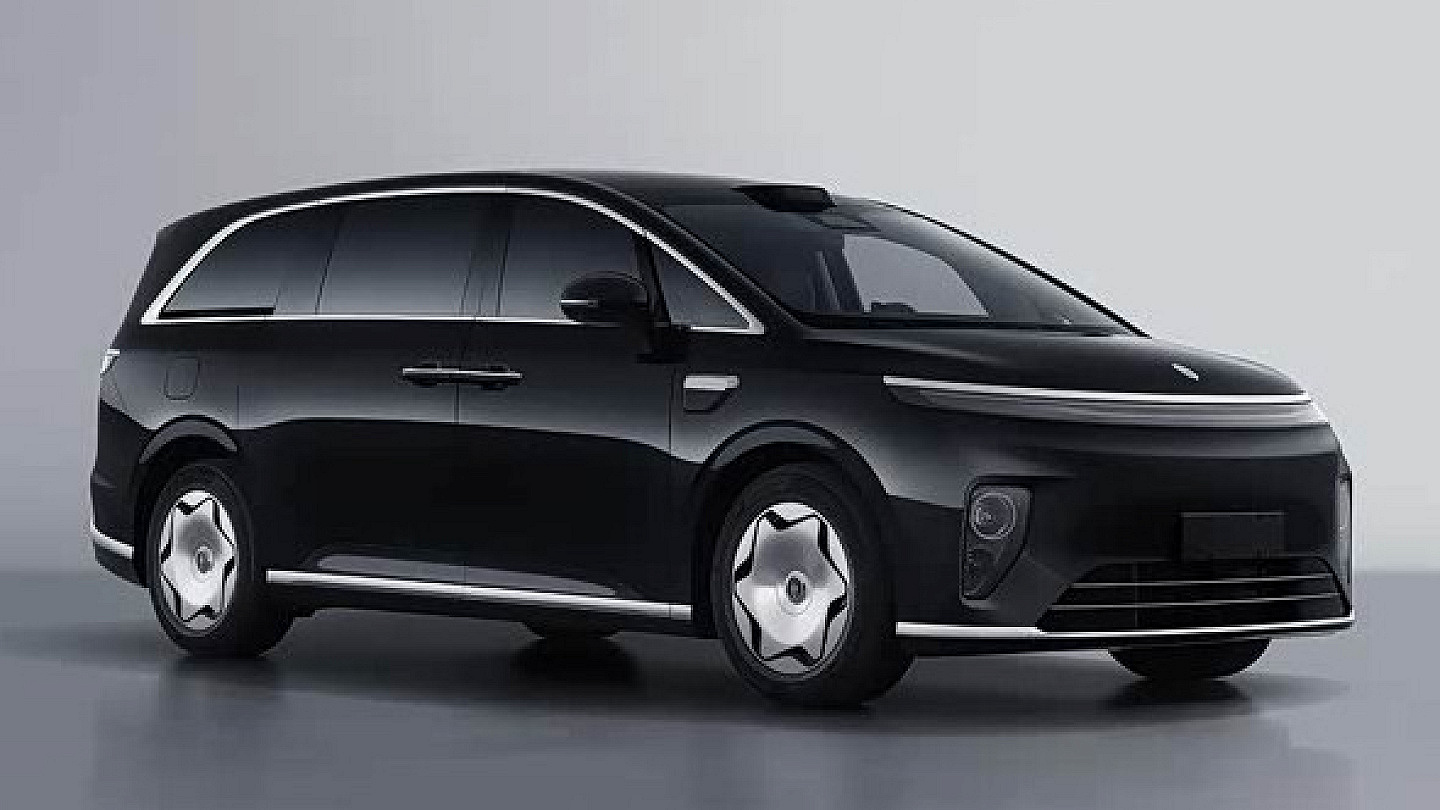 享界品牌首款MPV享界V8将于2026成都车展正式亮相 尺寸与智界V9接近