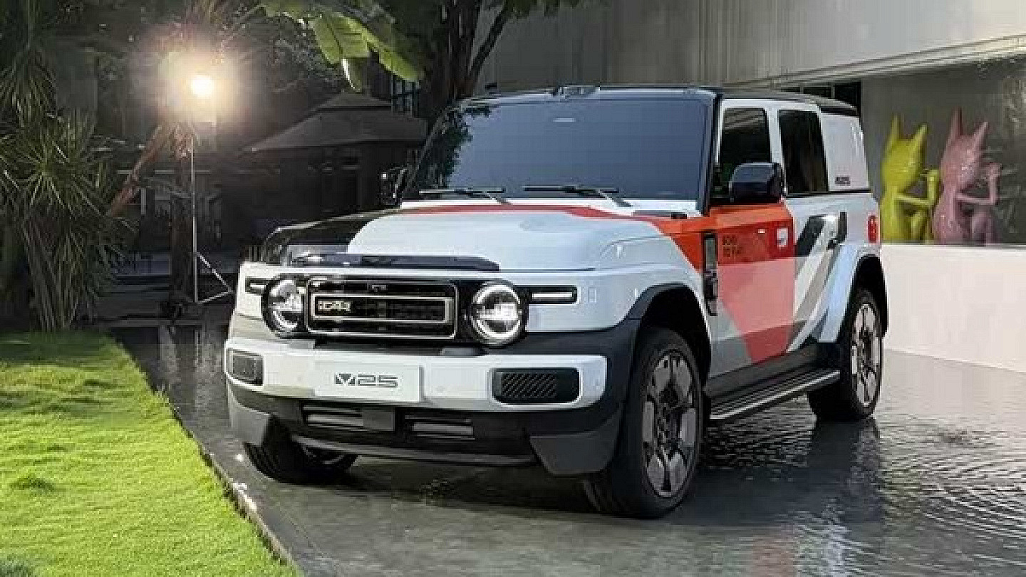 iCAR V25实车完成静态首发 定位复古硬派增程SUV主打年轻市场