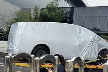 2026成都车展前夕亮相 新款理想MEGA续航增至710公里并搭载多项升级