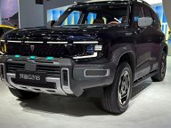 2026成都车展：全新深蓝G318上市 搭载华为双智系统 售价19.98万元起