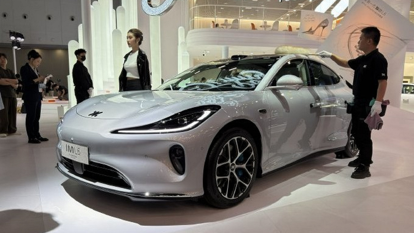 2026成都车展：智己L6高定限量版开启预售，21.99万元起